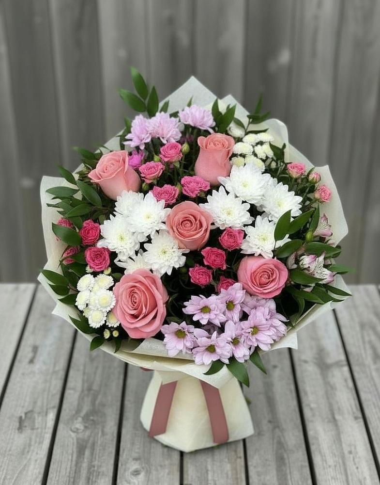 Букет цветов из: Альстромерии, Гвоздики, Розы и Хризантемы в Колычево
