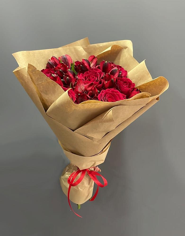 Букет цветов из: Альстромерии и Розы в Колычево