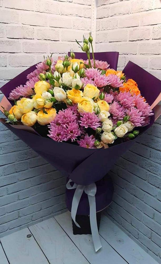 Букет цветов из: Хризантемы и Розы в Колычево