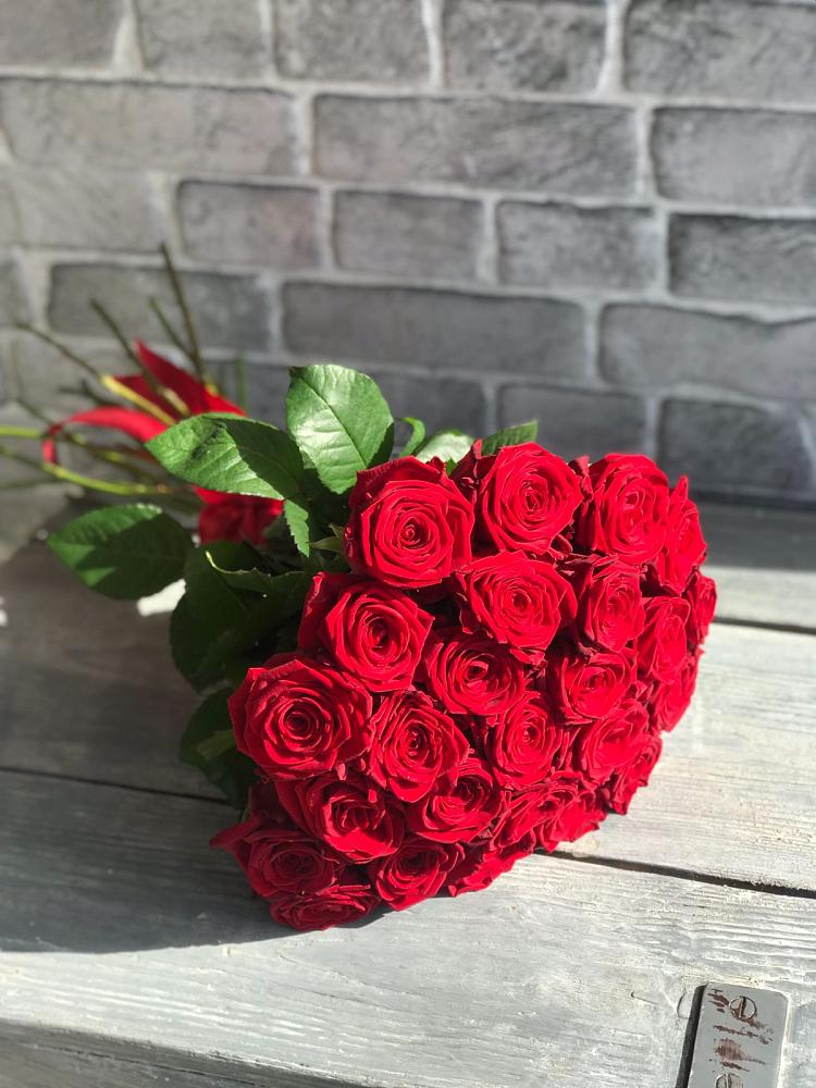 Букет Красные розы Фридом в Колычево