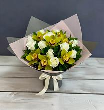 Букет цветов из:  Орхидеи и Розы в Колычево