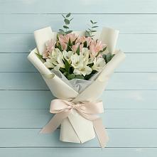 Букет цветов из:  Альстромерии в Колычево