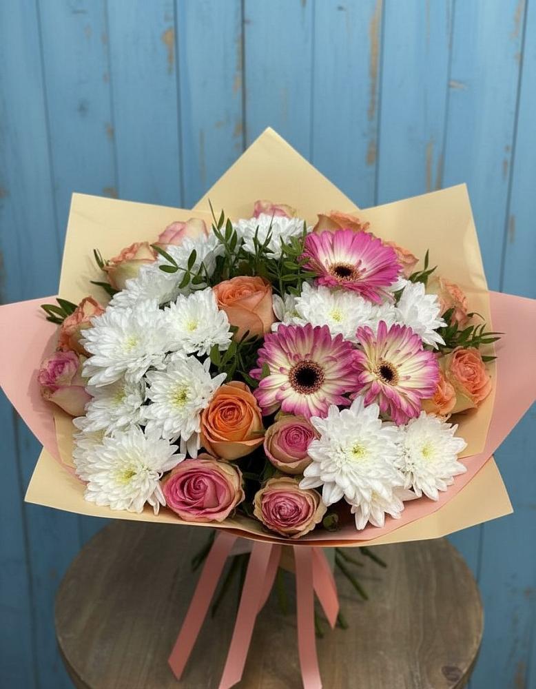 Букет цветов из: Розы, Герберы и Хризантемы в Колычево