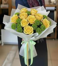 Букет цветов из:  Хризантемы и Розы в Колычево