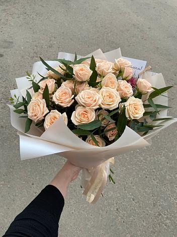 Букет Кремовые розы Латте в Колычево