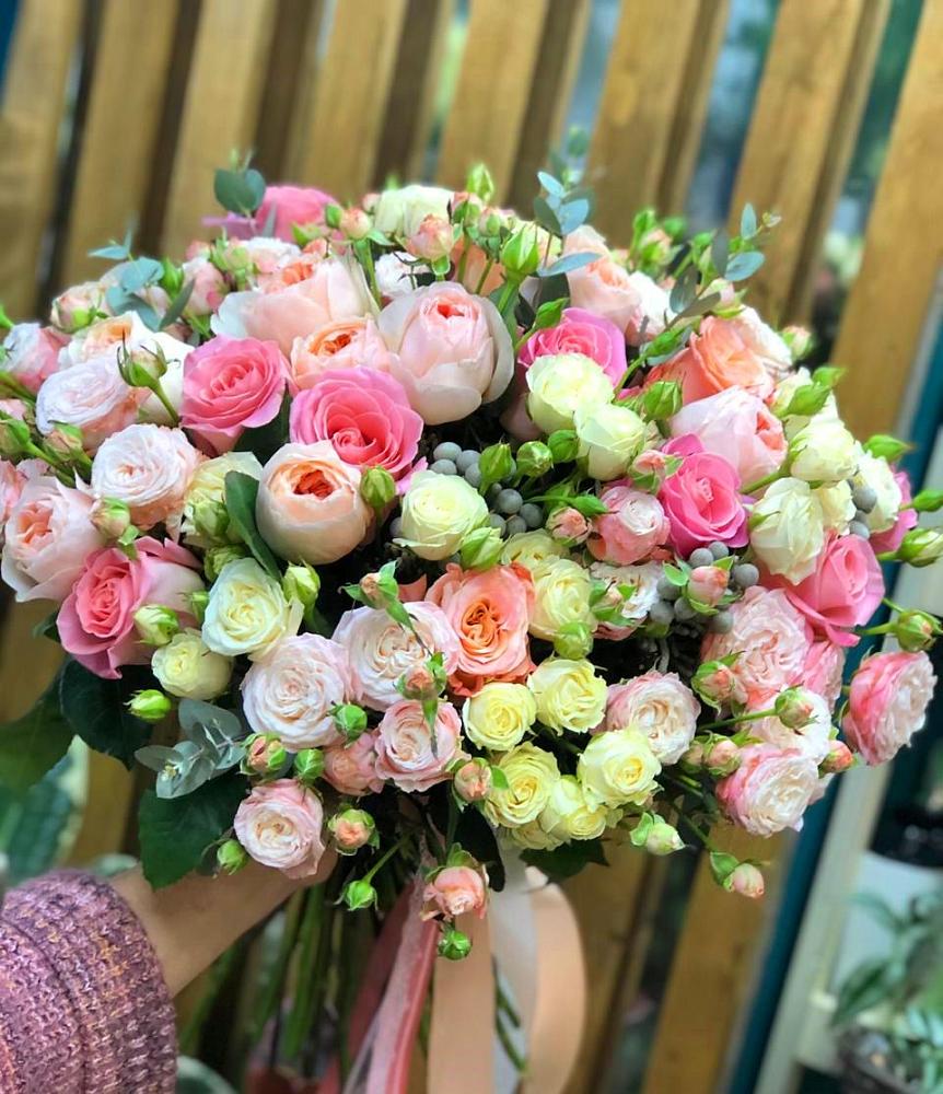 Букет цветов из: Розы в Колычево