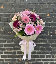 Букет цветов из:  Герберы и Хризантемы в Колычево