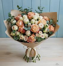 Букет цветов из:  Альстромерии и Розы в Колычево